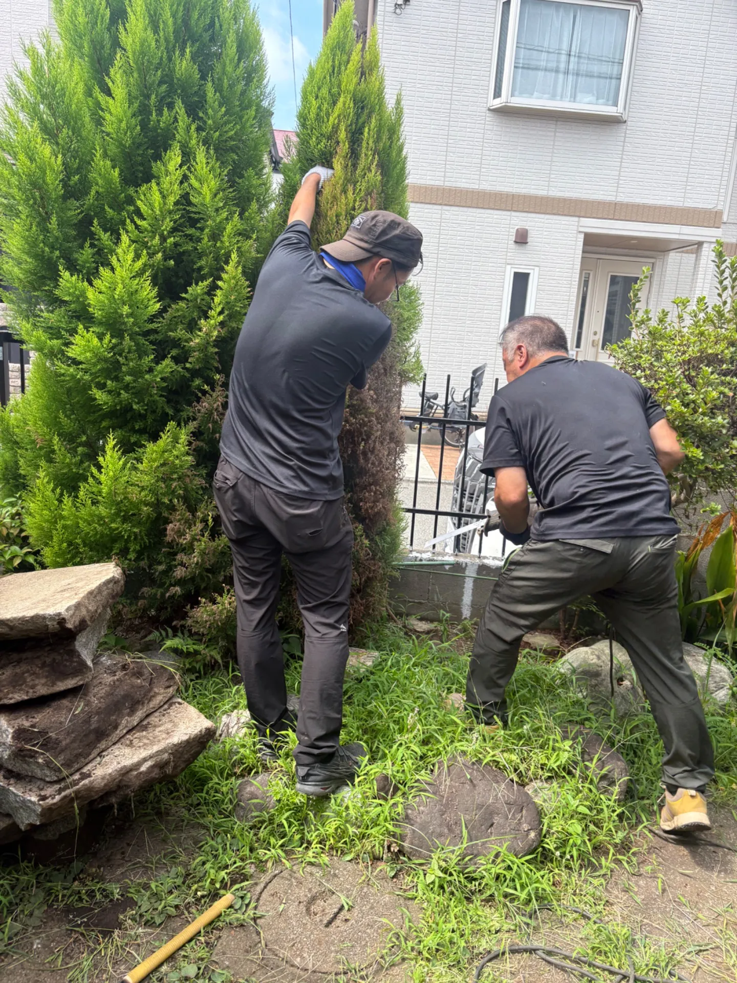 【町田市】庭木、石の撤去、不用品回収